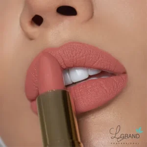 رژلب نود گرم هلویی روشن لگراند