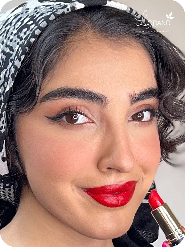 میکاپ دخترانه پوست گندمی