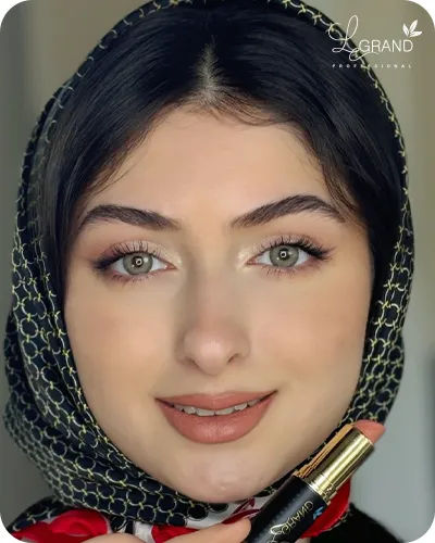 رژلب نود کالباسی لگراند