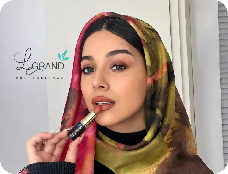 رژلب قهوه ای خوشرنگ