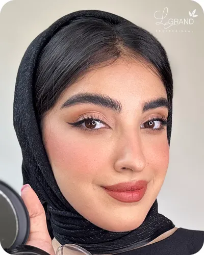 رژگونه مناسب پوست سفید 305