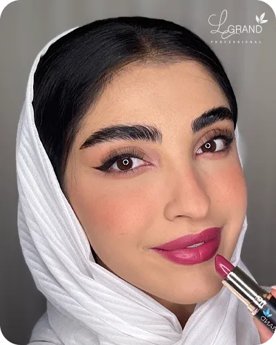 رژگونه مناسب پوست سفید 306