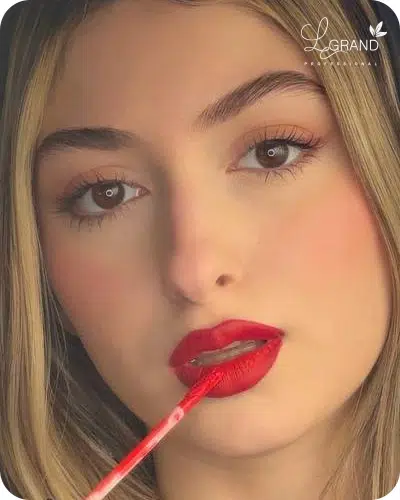 رژ لب قرمز گوجه ای لگراند مناسب پوست سبزه