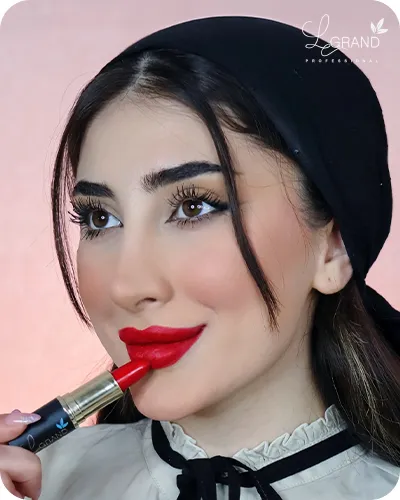 رژلب قرمز برای پوست سفید