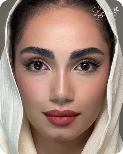 رژلب هلویی جامد مناسب پوست گندمی