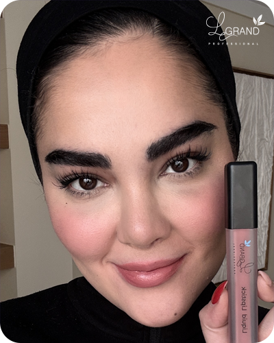 رژلب مات با پوشش کامل