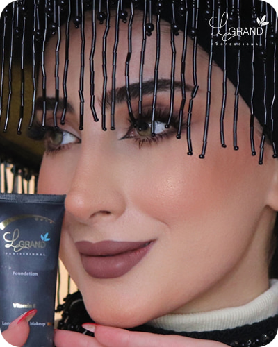 رژگونه قرمز شاداب