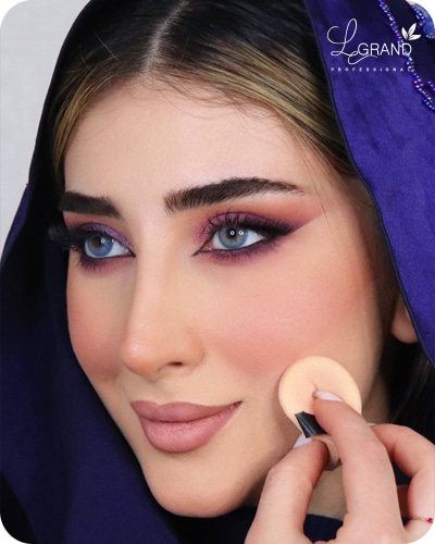 رژلب صورتی رز برای لباس سفید