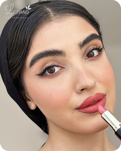 رژ لب گلبهی مناسب سایه بنفش