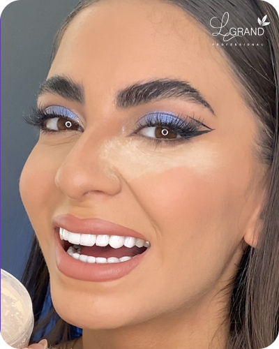 رژلب جامد برای آرایش صورت قلبی