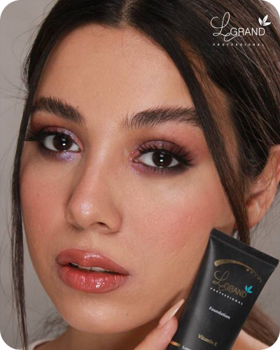 کرم پودر ویتامینه مناسب آرایش صورت قلبی