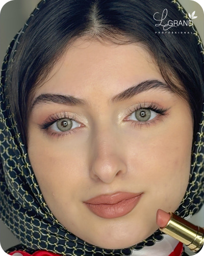 پودر فیکس p01 مناسب صورت کشیده