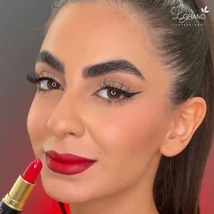 رژ لب جامد لگراند شماره 502 2 رژ قرمز آلبالویی 502 لگراند